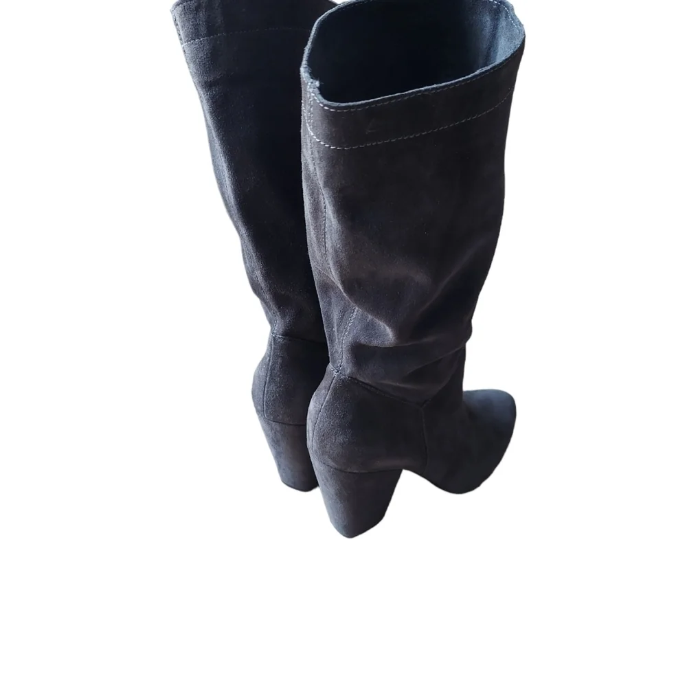 8/38.5 1.State gray boot‎